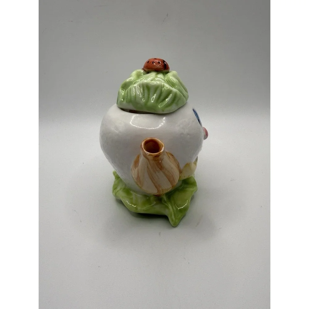 Anthropomorphic Vegetable Face Ceramic Teapot Ladybug Leaf Lid Smiling Goofy